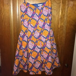 Beautiful floral fit & flare dress with open back